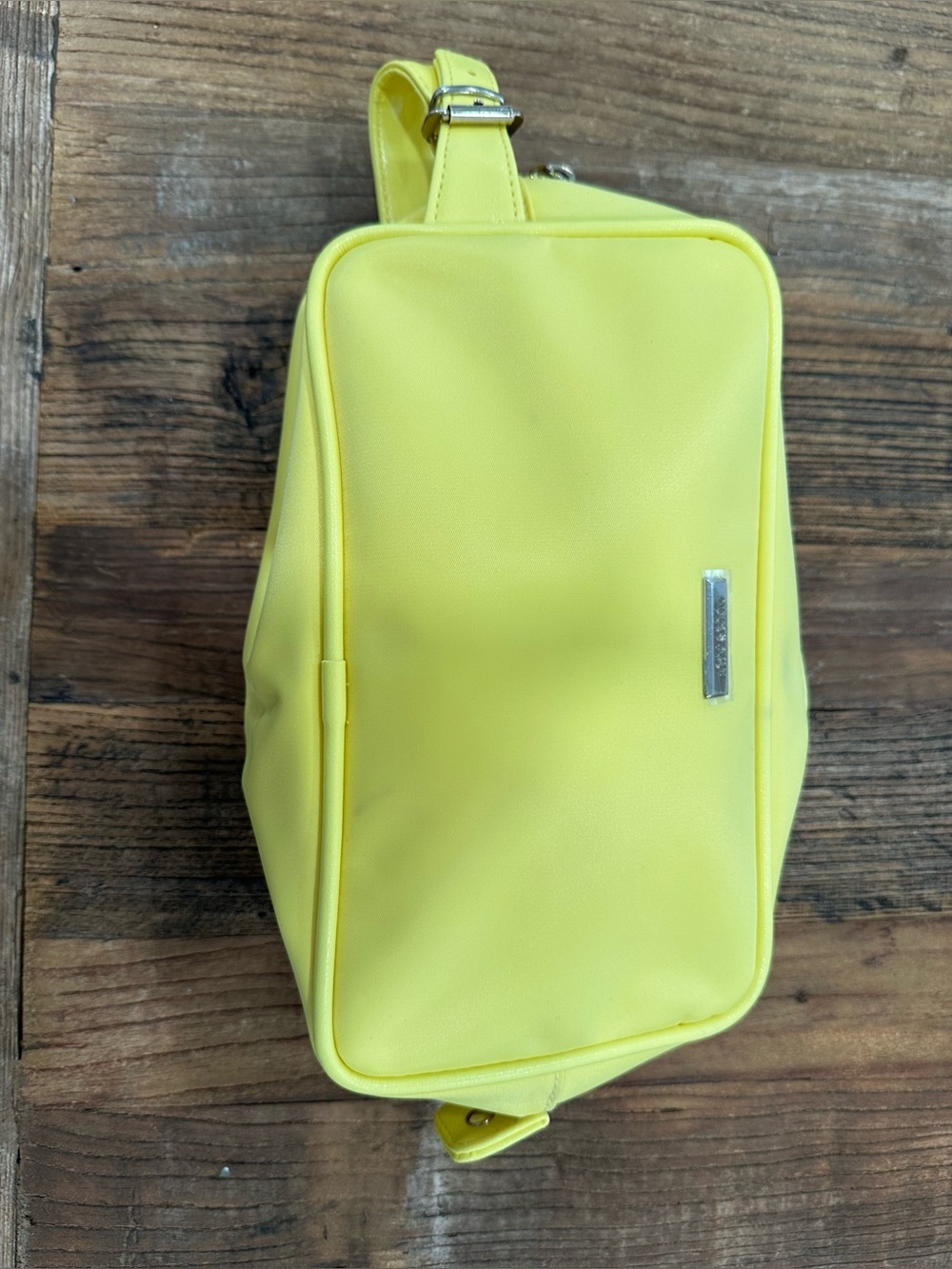 Versace Neon Yellow Parfums Pouch - Picture 1 of 12